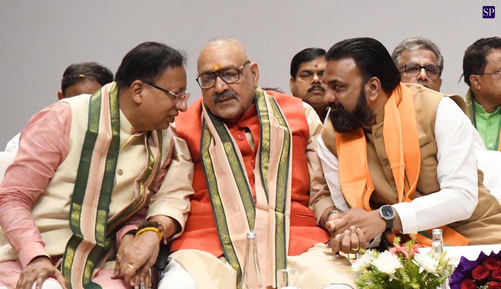 Giriraj Singh’s ‘Kashmir’ Remark Sparks Political Storm Over Murshidabad Violence